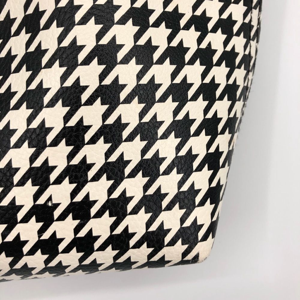 Houndstooth PVC Vinyl Tote Bag - Picture 2 of 8